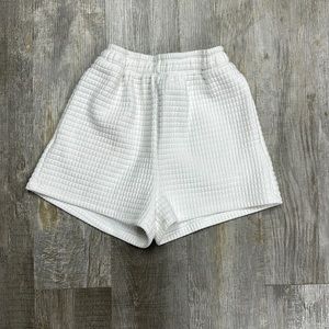 ARABELLA SHORTS WHITE